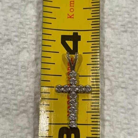 14kt yellow and white diamond small baby and child’s cross - Picture 1 of 3